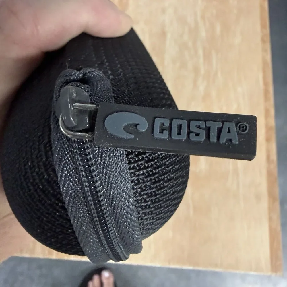 Costa Del Mar Case Zippered Sunglass Hard Case Clamshell Glasses Case/Wipe Only